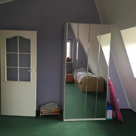 Pensión Komfort-Parking-Wifi